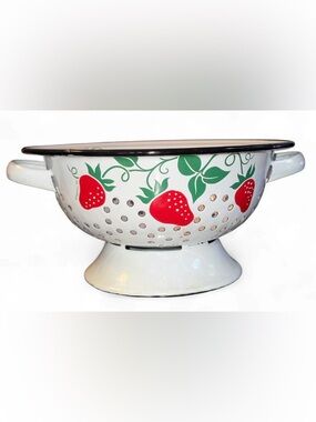 1983 Teleflora Vintage Strawberry Enamel Metal Colander Strainer Cottagecore